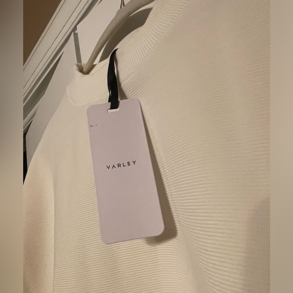 Varley Mae Oversized Sweatshirt NWT in Box! Size M. Luxury feel, retails $148 - Picture 6 of 11